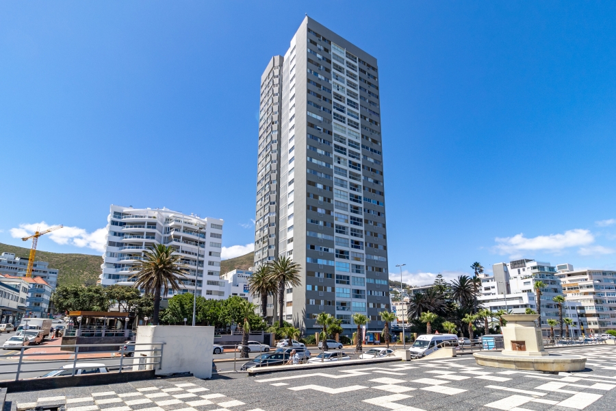 2 Bedroom Property for Sale in Sea Point Western Cape